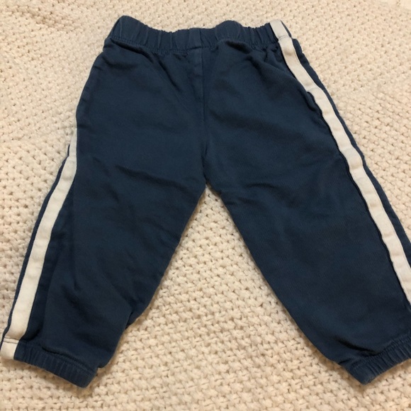 Carter’s 18mos Outfit - Picture 6 of 6